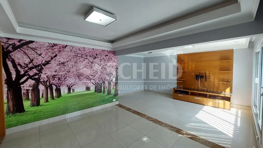 Foto 1 de Casa com 3 Quartos para alugar, 213m² em Campo Grande, São Paulo
