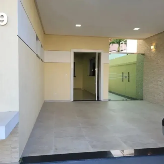 Foto 1 de Casa com 2 Quartos à venda, 45m² em Uruguai, Salvador