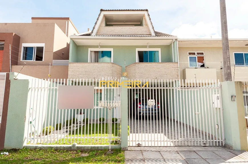 Foto 1 de Sobrado com 3 Quartos à venda, 169m² em Atuba, Curitiba