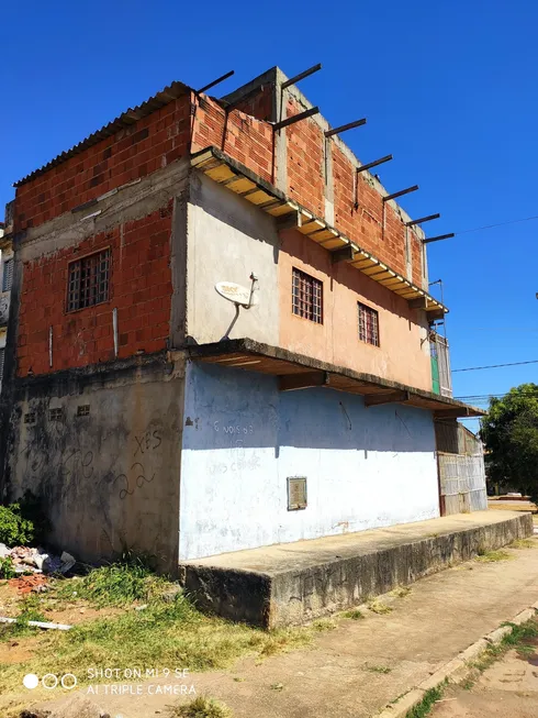 Foto 1 de Lote/Terreno com 1 Quarto à venda, 120m² em Ceilandia Norte, Brasília