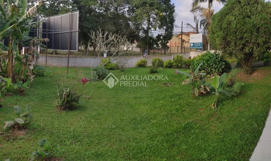 Foto 1 de Lote/Terreno à venda, 900m² em Cacupé, Florianópolis