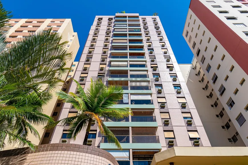 Foto 1 de Apartamento com 3 Quartos à venda, 151m² em Vila Itapura, Campinas