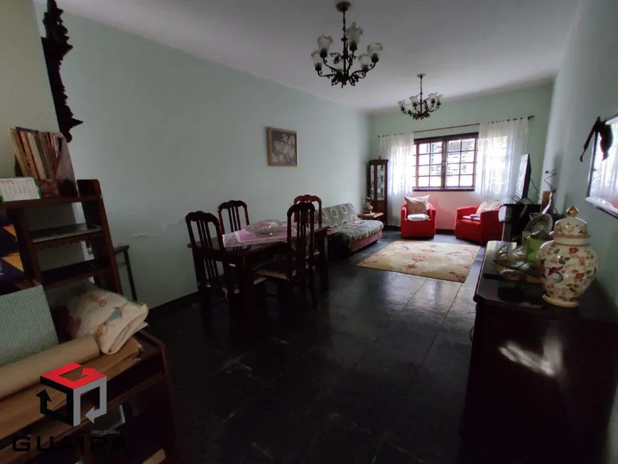 Foto 1 de Sobrado com 3 Quartos à venda, 208m² em Vila Assuncao, Santo André