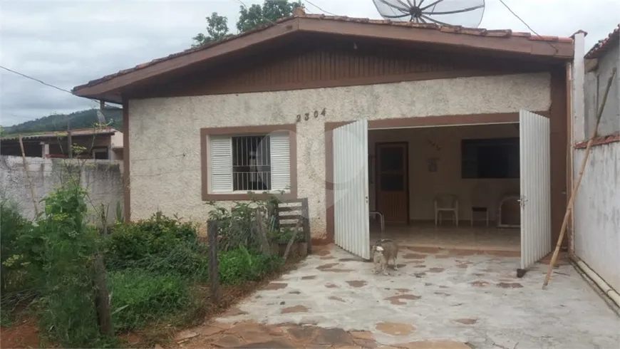 Foto 1 de Casa com 2 Quartos à venda, 136m² em Centro, Lindóia