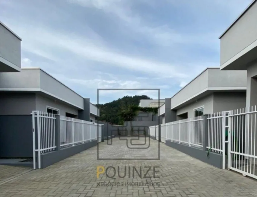 Foto 1 de Casa com 2 Quartos à venda, 64m² em Vila Germer, Timbó