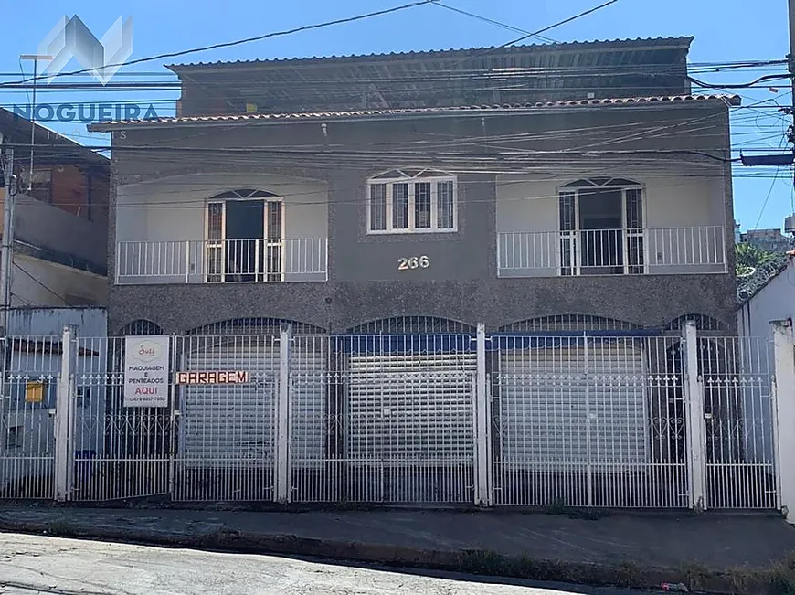 Foto 1 de Casa com 3 Quartos à venda, 132m² em Progresso, Juiz de Fora