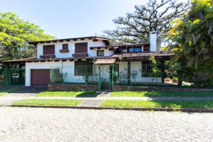 Foto 1 de Casa com 4 Quartos à venda, 357m² em Jardim Isabel, Porto Alegre