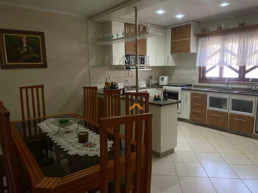 Foto 1 de Casa com 3 Quartos à venda, 315m² em Campestre, Santo André