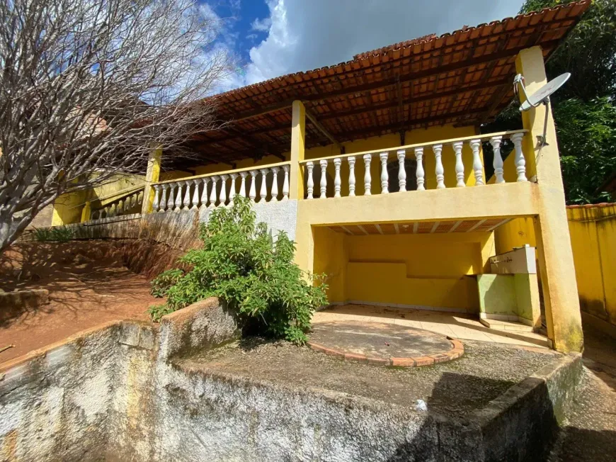 Foto 1 de Casa com 4 Quartos para alugar, 200m² em Granjas Reunidas, São José da Lapa