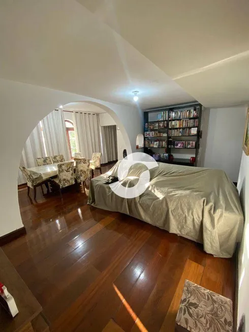 Foto 1 de Casa com 3 Quartos à venda, 201m² em Fonseca, Niterói