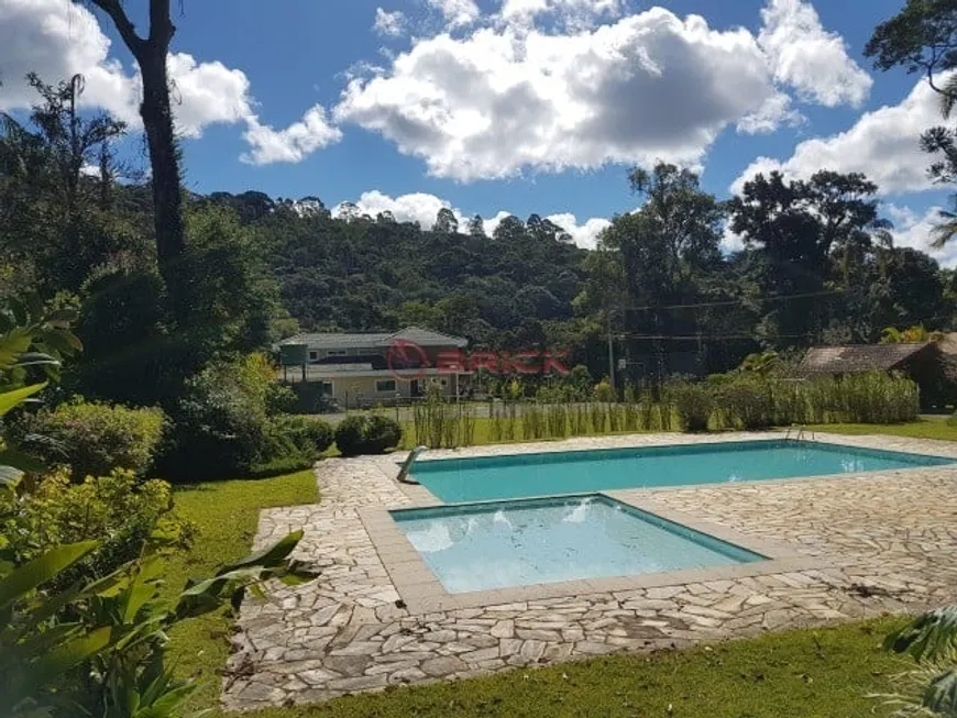 Foto 1 de Lote/Terreno à venda, 850m² em Quebra Frascos, Teresópolis