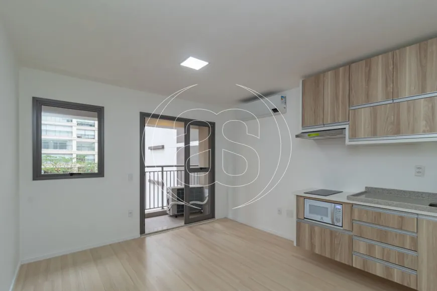 Foto 1 de Kitnet com 1 Quarto à venda, 35m² em Moema, São Paulo