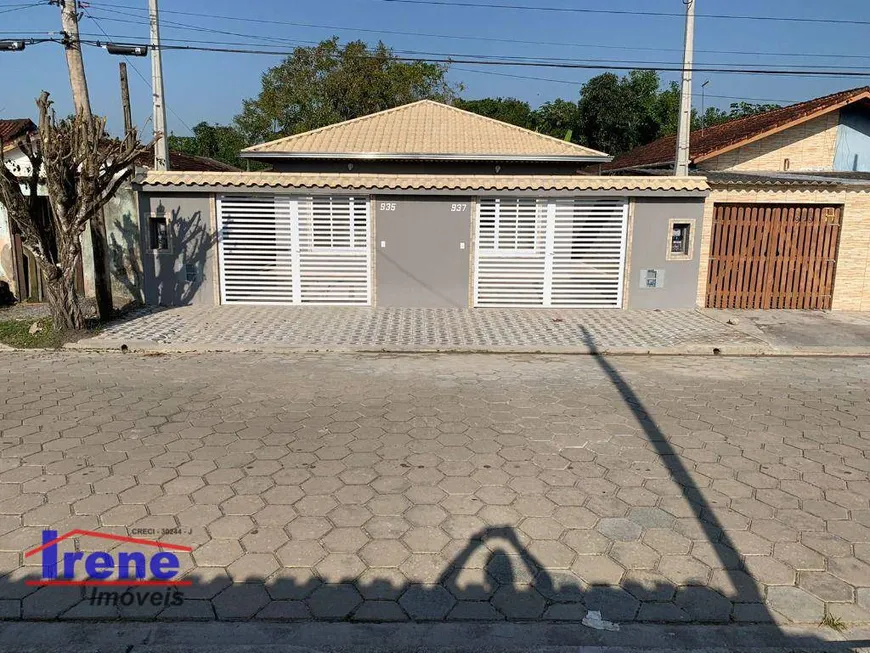 Foto 1 de Casa com 2 Quartos à venda, 65m² em Vila Loty, Itanhaém