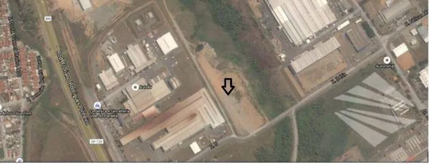 Foto 1 de Lote/Terreno à venda, 30000m² em Piracangagua, Taubaté