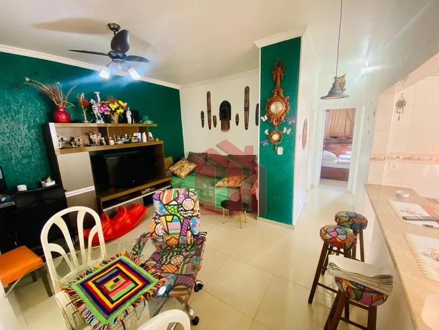 Foto 1 de Casa com 2 Quartos à venda, 140m² em Pompeia, Santos