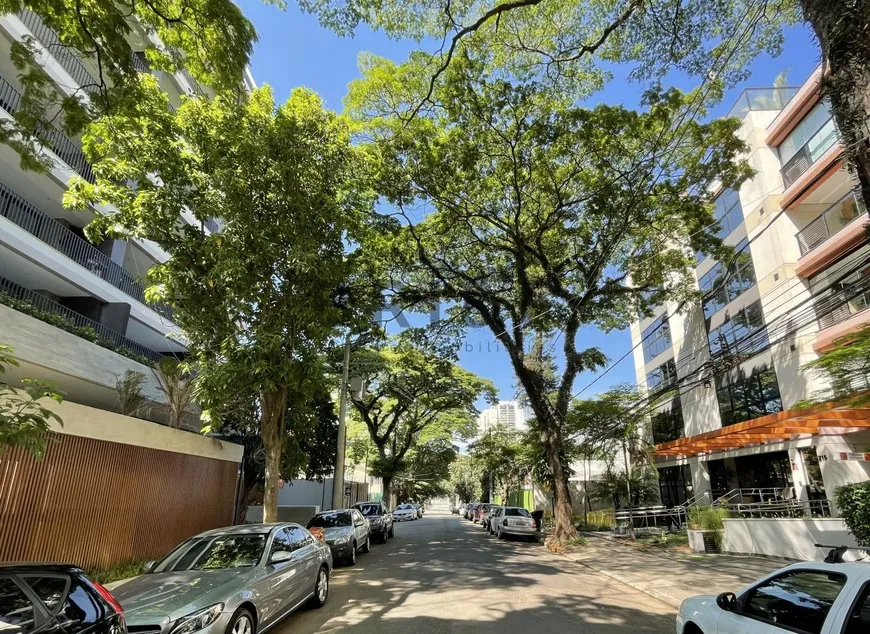 Foto 1 de Apartamento com 4 Quartos à venda, 201m² em Brooklin, São Paulo