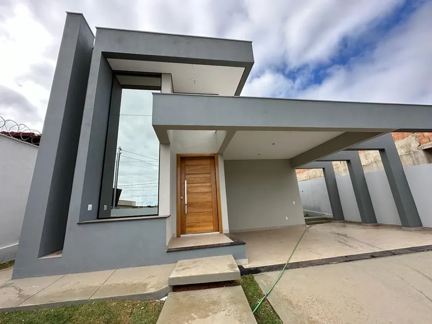 Foto 1 de Casa com 3 Quartos à venda, 150m² em Vila dos Ipes, Lagoa Santa