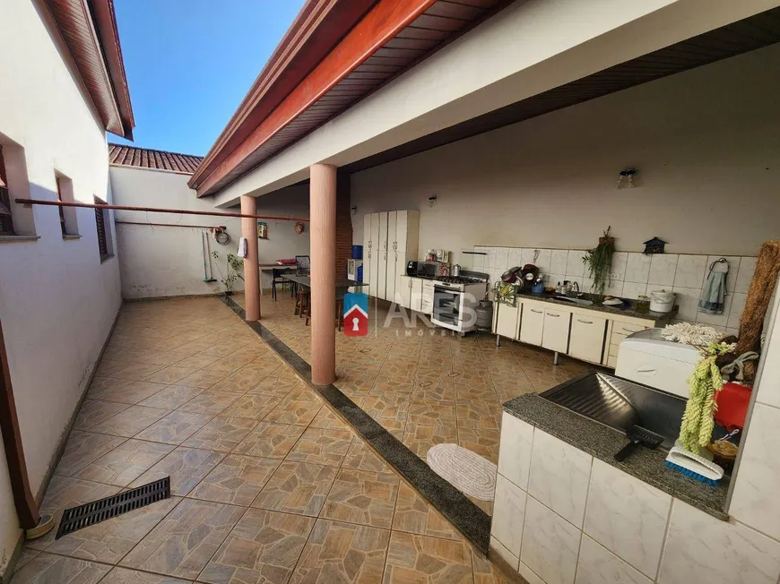 Foto 1 de Casa com 4 Quartos à venda, 217m² em Jardim Ipiranga, Americana