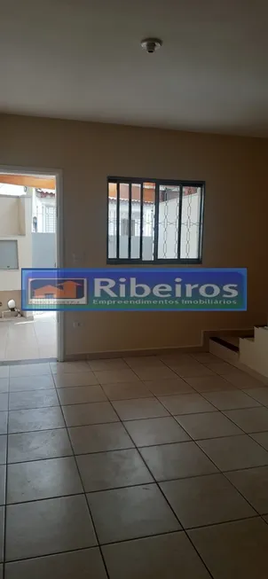 Foto 1 de Sobrado com 2 Quartos para alugar, 90m² em Vila Guarani, São Paulo