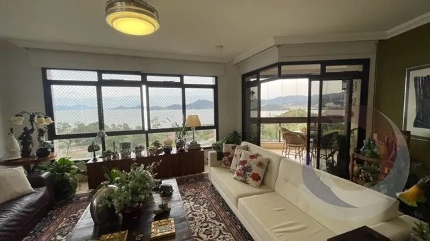 Foto 1 de Apartamento com 4 Quartos à venda, 291m² em Agronômica, Florianópolis