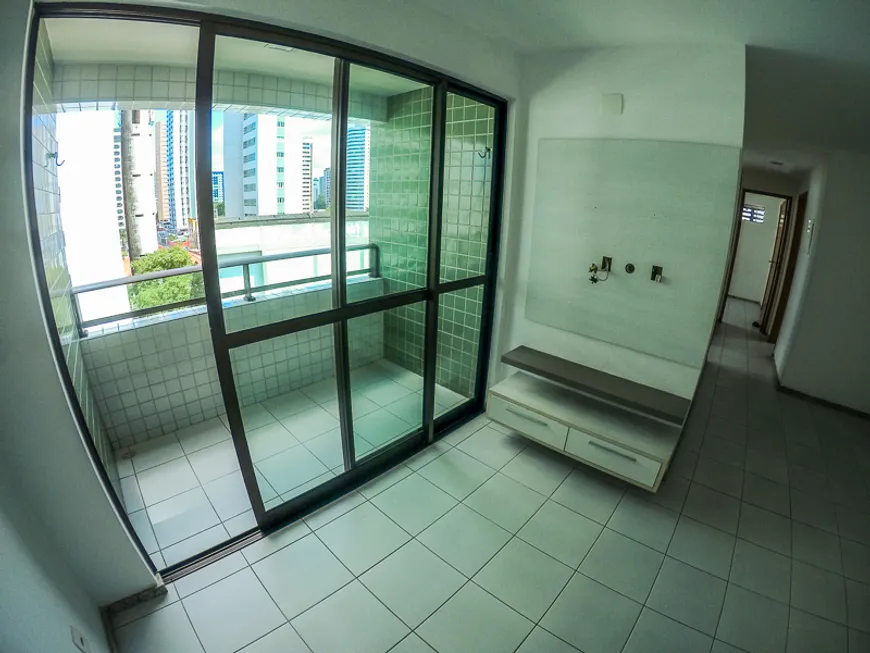 Foto 1 de Apartamento com 3 Quartos à venda, 71m² em Encruzilhada, Recife