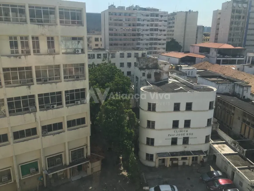 Foto 1 de Apartamento com 1 Quarto à venda, 41m² em Centro, Rio de Janeiro