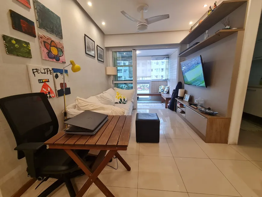 Foto 1 de Apartamento com 2 Quartos à venda, 70m² em Jacarepaguá, Rio de Janeiro