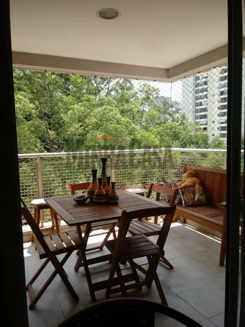 Foto 1 de Apartamento com 2 Quartos à venda, 80m² em Morumbi, São Paulo