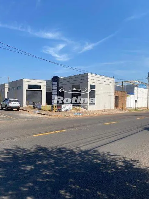 Foto 1 de Imóvel Comercial para alugar, 30m² em Alto Umuarama, Uberlândia