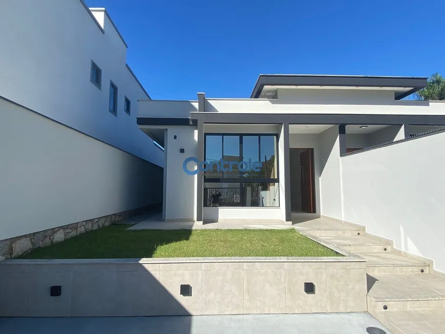 Foto 1 de Casa com 3 Quartos à venda, 104m² em Forquilhas, São José