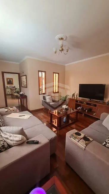 Foto 1 de Casa com 3 Quartos à venda, 190m² em Jardim Ferraz,, Bauru