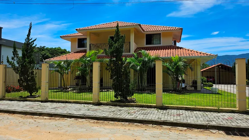 Foto 1 de Casa com 4 Quartos à venda, 280m² em Sul do Rio, Santo Amaro da Imperatriz