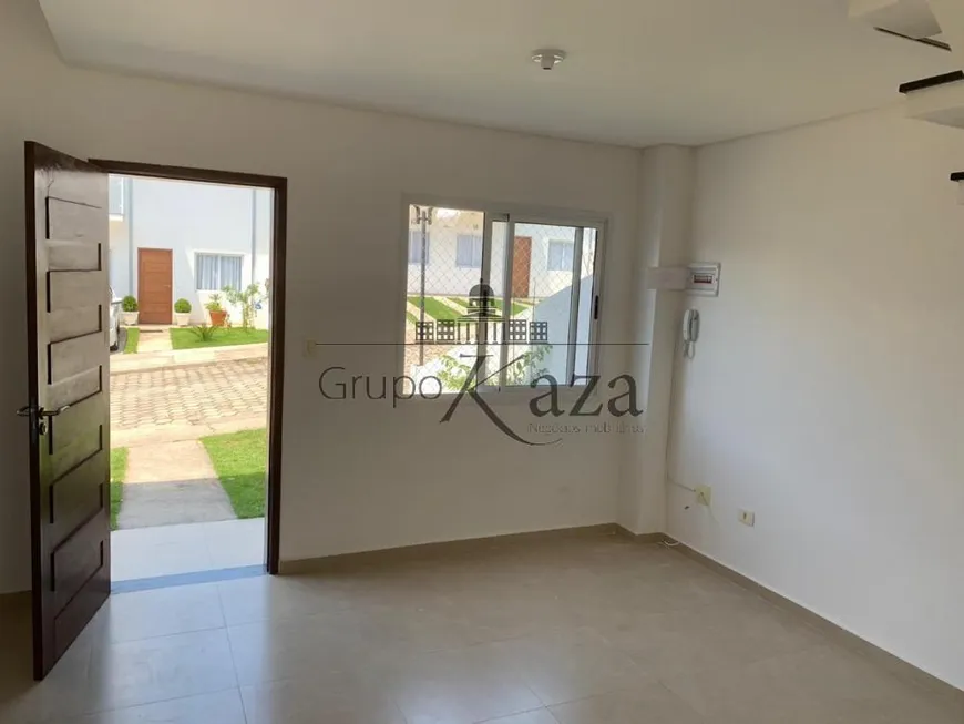 Foto 1 de Casa de Condomínio com 2 Quartos para alugar, 84m² em Chácaras São José, São José dos Campos