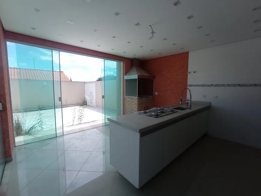 Foto 1 de Casa com 3 Quartos à venda, 130m² em Loteamento Loanda, Atibaia