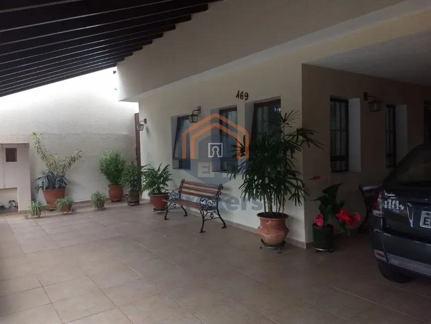 Foto 1 de Casa com 3 Quartos à venda, 198m² em Vila Rio Branco, Jundiaí