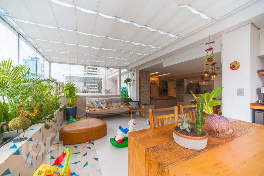 Foto 1 de Apartamento com 2 Quartos à venda, 166m² em Moema, São Paulo