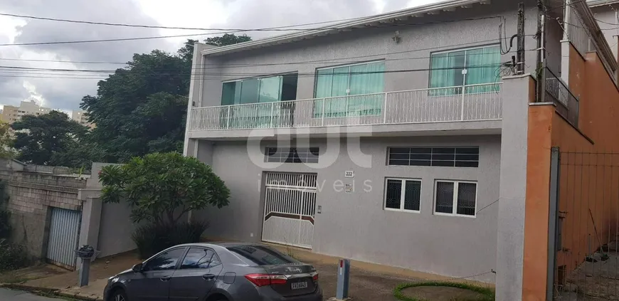 Foto 1 de Sobrado com 4 Quartos à venda, 220m² em São Bernardo, Campinas