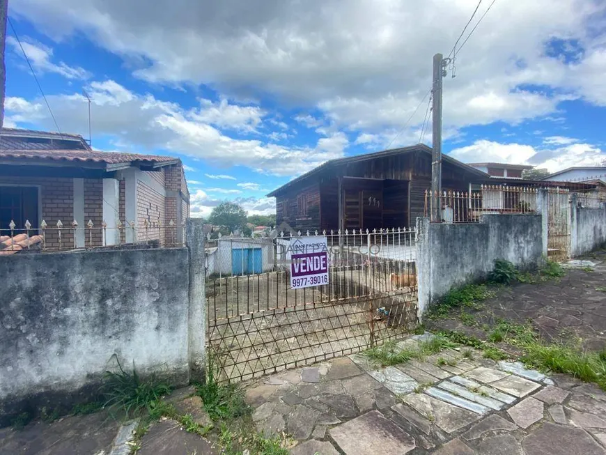 Foto 1 de Lote/Terreno à venda, 741m² em Centro, Viamão