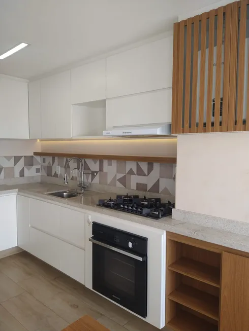 Foto 1 de Apartamento com 2 Quartos à venda, 58m² em Vila Ema, São Paulo