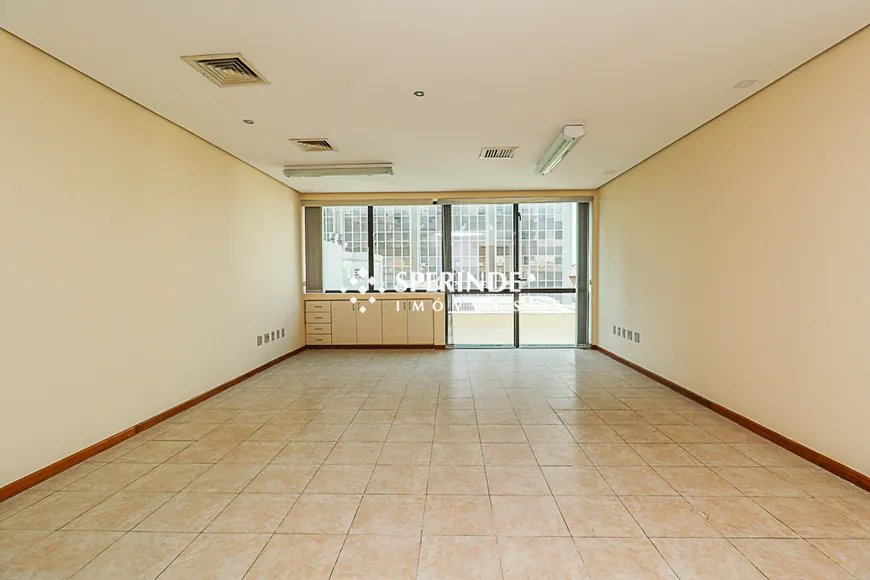 Foto 1 de Sala Comercial para alugar, 40m² em Praia de Belas, Porto Alegre