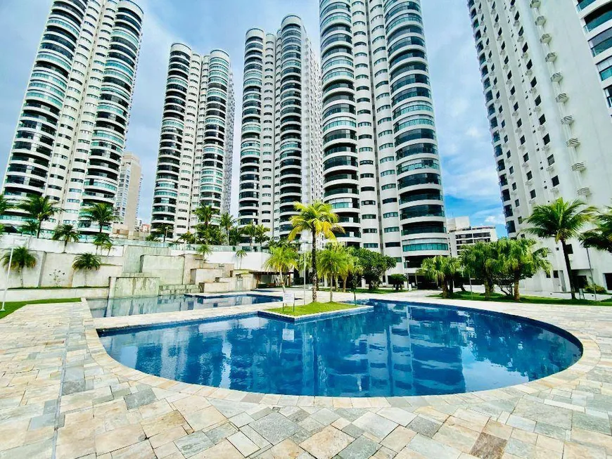 Foto 1 de Apartamento com 5 Quartos à venda, 224m² em Enseada, Guarujá
