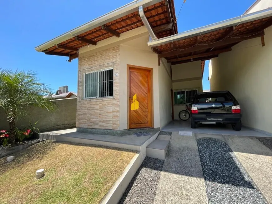 Foto 1 de Casa com 2 Quartos à venda, 72m² em Das Capitais, Timbó