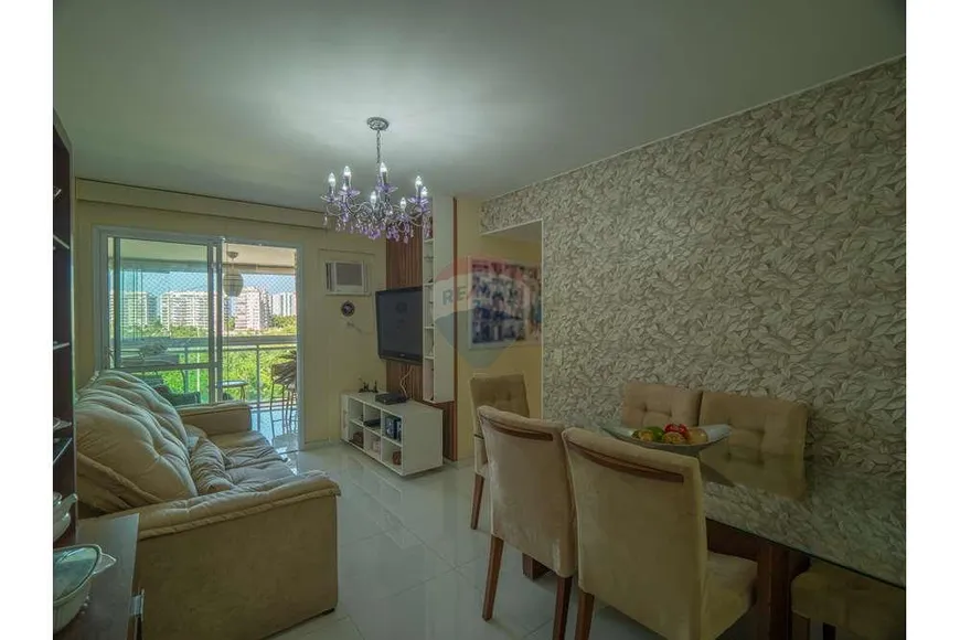 Foto 1 de Apartamento com 3 Quartos à venda, 77m² em Recreio Dos Bandeirantes, Rio de Janeiro