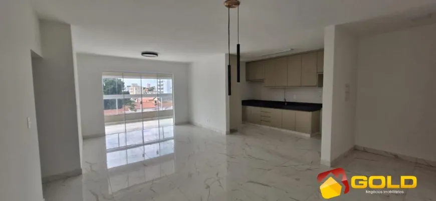 Foto 1 de Apartamento com 3 Quartos para alugar, 112m² em Santa Mônica, Uberlândia