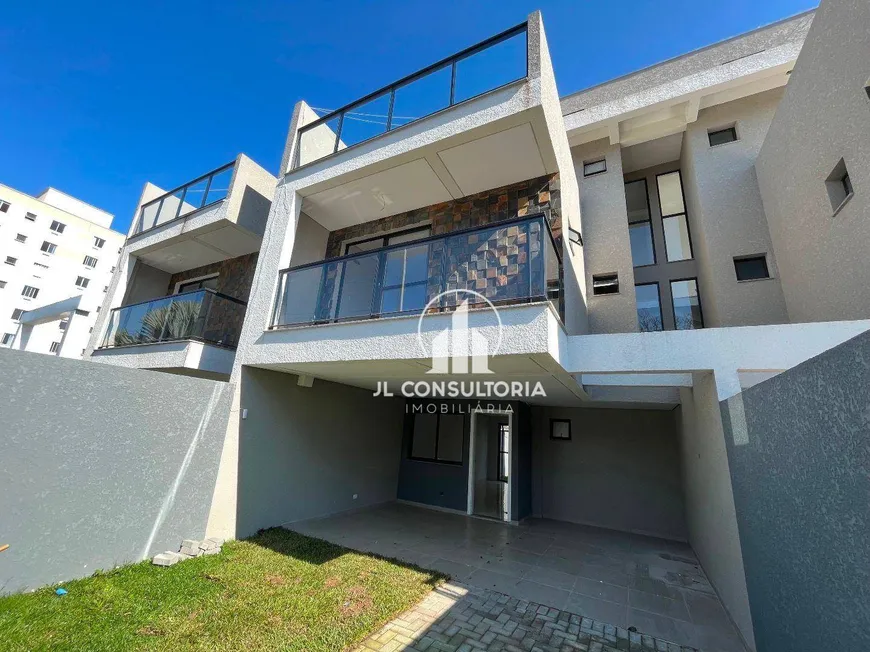 Foto 1 de Sobrado com 3 Quartos à venda, 135m² em Fanny, Curitiba