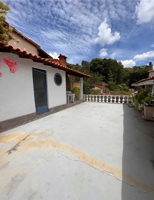 Foto 1 de Casa com 4 Quartos à venda, 394m² em Itaipava, Petrópolis