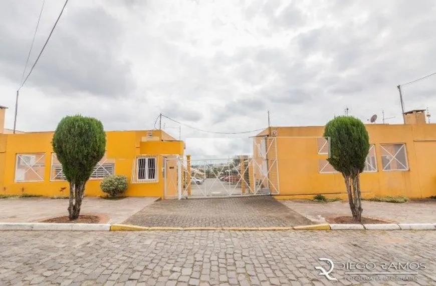 Foto 1 de Casa de Condomínio com 2 Quartos à venda, 91m² em Alto Petrópolis, Porto Alegre