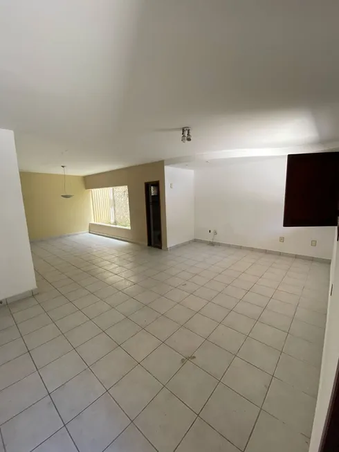 Foto 1 de Apartamento com 4 Quartos para venda ou aluguel, 270m² em Tirol, Natal