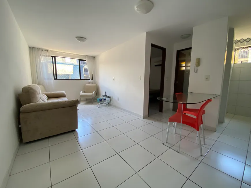 Foto 1 de Apartamento com 1 Quarto para alugar, 45m² em Jatiúca, Maceió