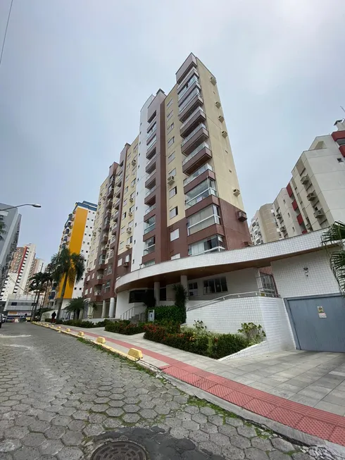 Foto 1 de Apartamento com 3 Quartos à venda, 78m² em Centro, Criciúma